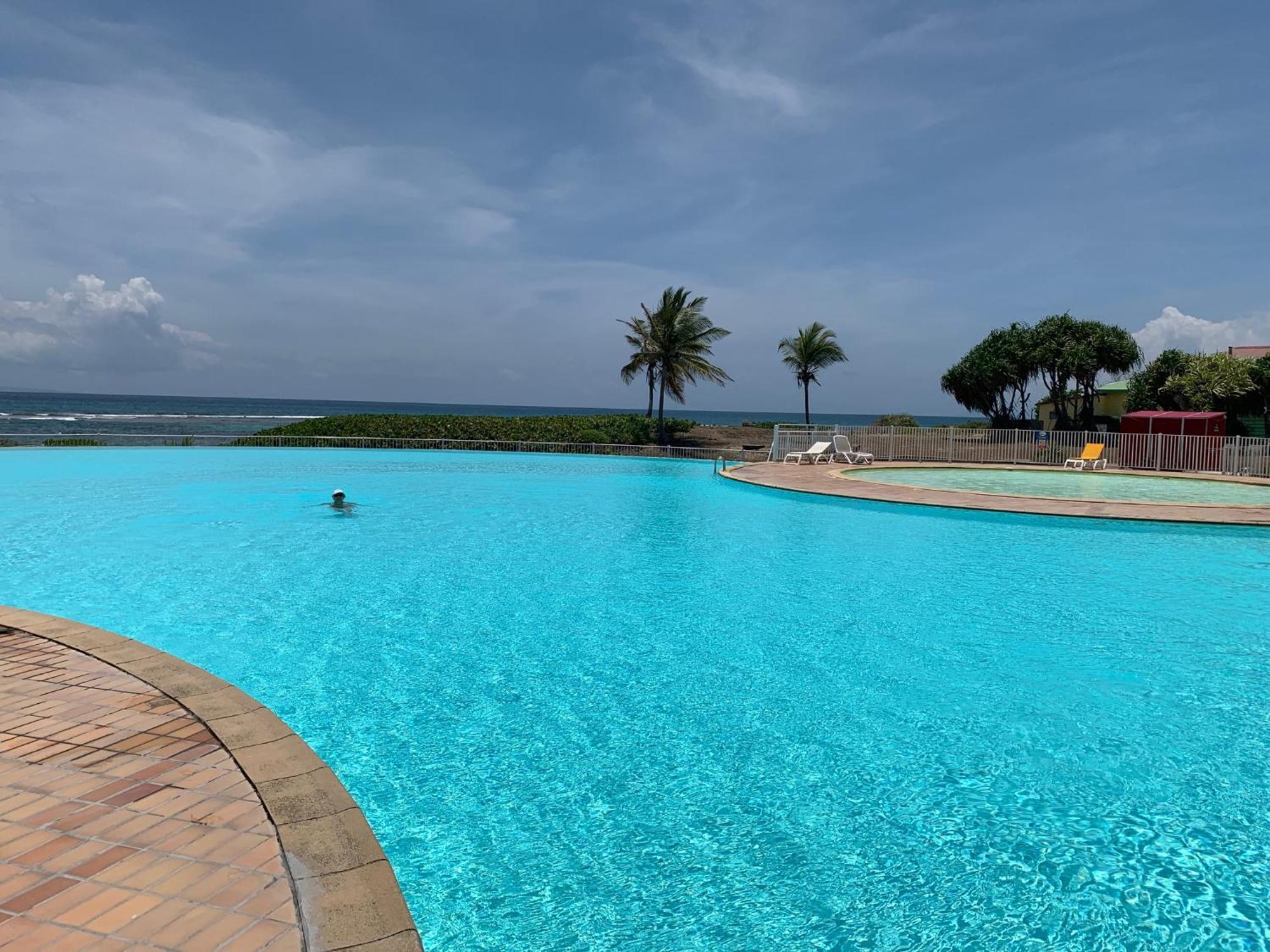 Studio Mojito Vue Mer,Piscine Avec Cuve Eau Et Acces Plage Et Piscine Anse Des Rochers Сен-Франсуа Екстер'єр фото